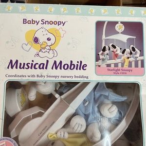 Snoppy mobile for crib